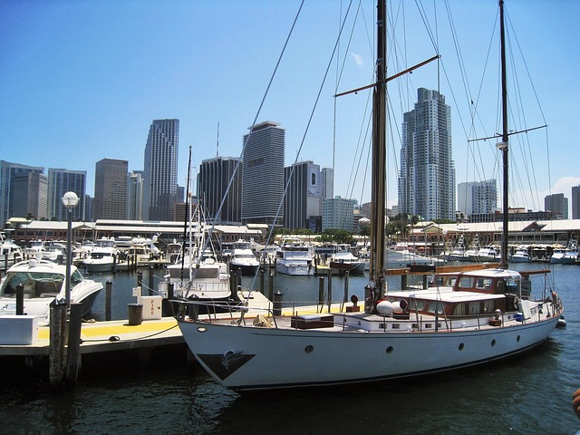 marina yacht