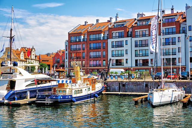 marina yacht