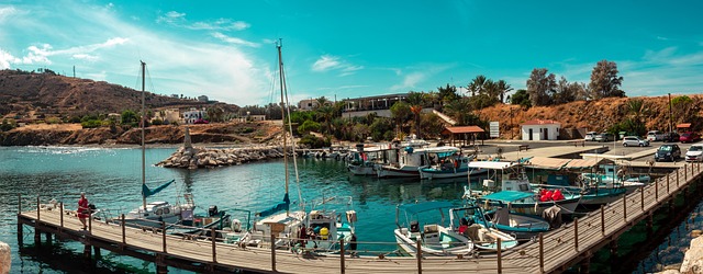 marina yacht