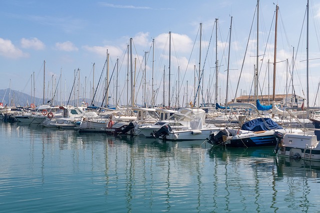 marina yacht