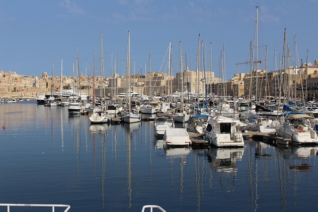 marina yacht