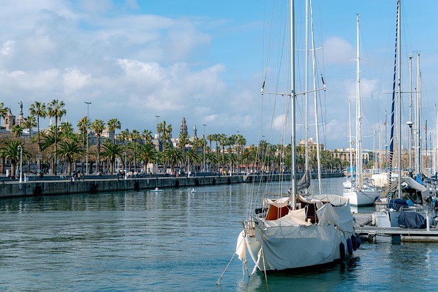 marina yacht