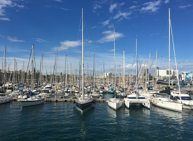 marina yacht