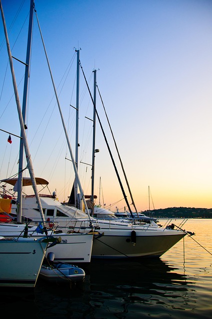 marina yacht