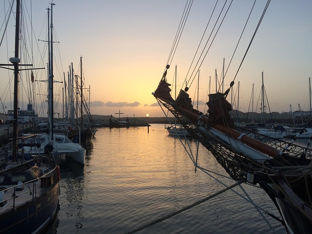 marina yacht