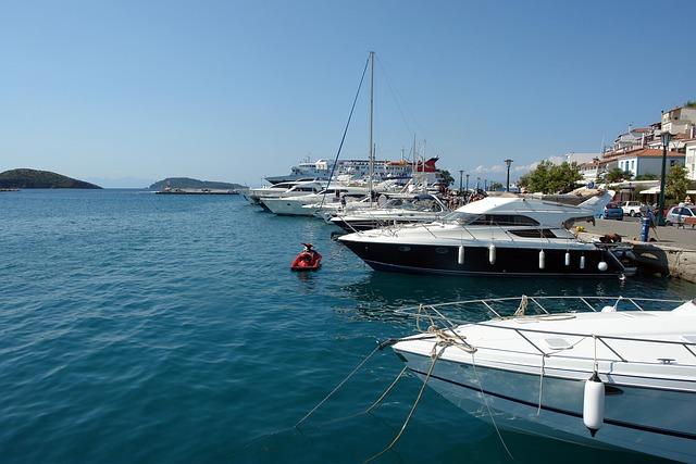 marina yacht