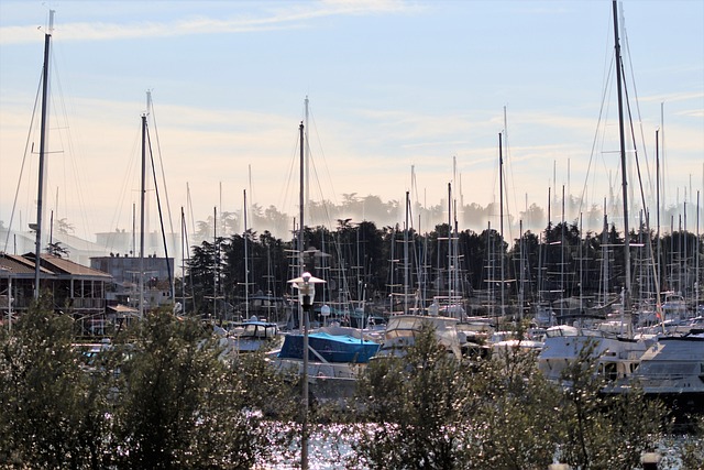 marina yacht rental