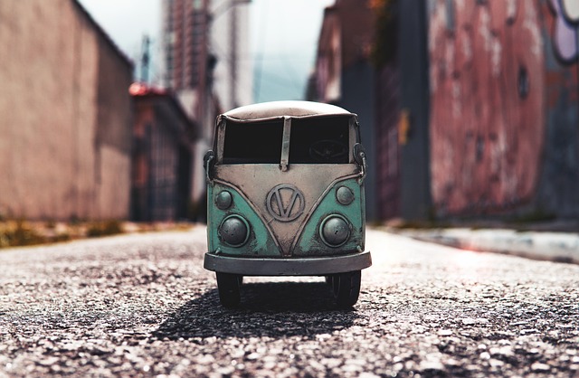 Maximize Dubai Sightseeing: Your Comprehensive Minibus Rental Guide