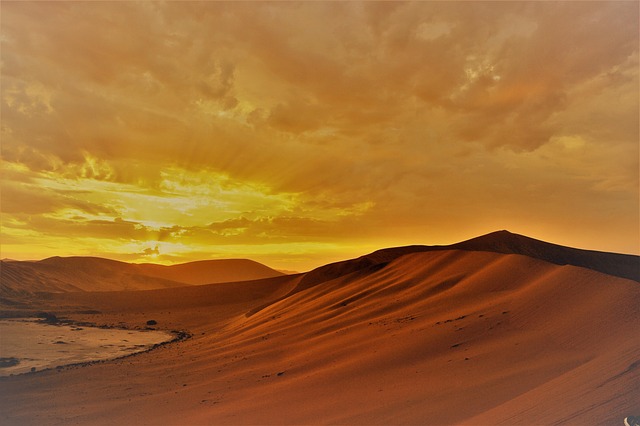 morning-dune-buggy-640x480-12697956.jpeg