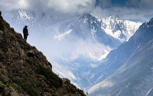 mountain-tour-640x480-11316499.jpeg