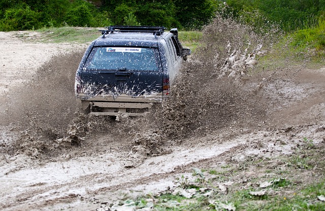 off-road-dune-640x480-51866573.jpeg