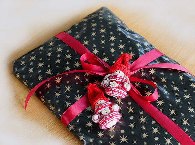 packages-640x480-20443596.jpeg