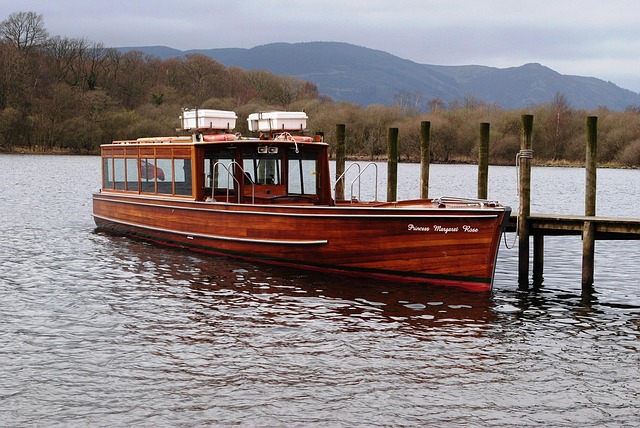 Sailing Luxury: Your Guide to Private Boat Tours in Dubai