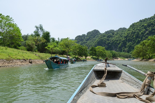 private-boat-trip-640x480-78743852.jpeg