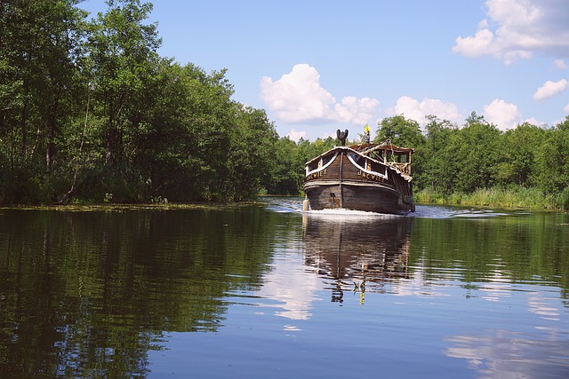 private cruise