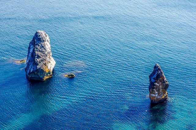 Unveiling Dubai’s Luxury Boat Hire: A Guide to Coastal Opulence