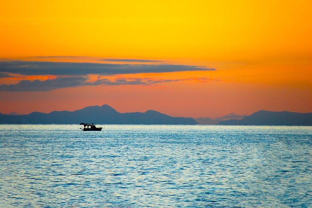 rent a boat