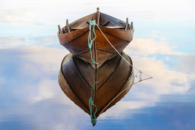 self drive boat