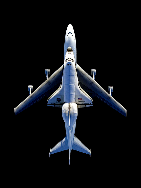 shuttle-bus-640x480-55045383.png