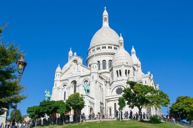 sightseeing-640x480-89307800.jpeg