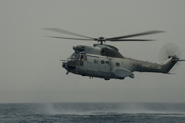 skyline-helicopter-640x480-59921157.jpeg