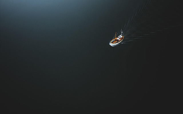 speed-boat-640x480-16415487.jpeg