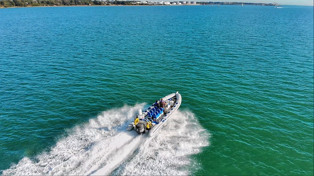 speed boat