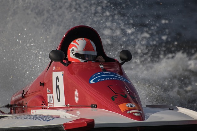 speed boat
