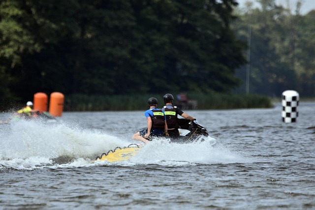 speed boat