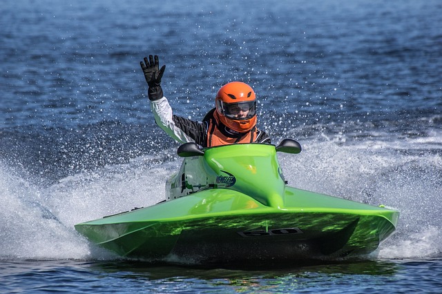 speed boat