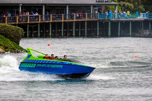 speed boat