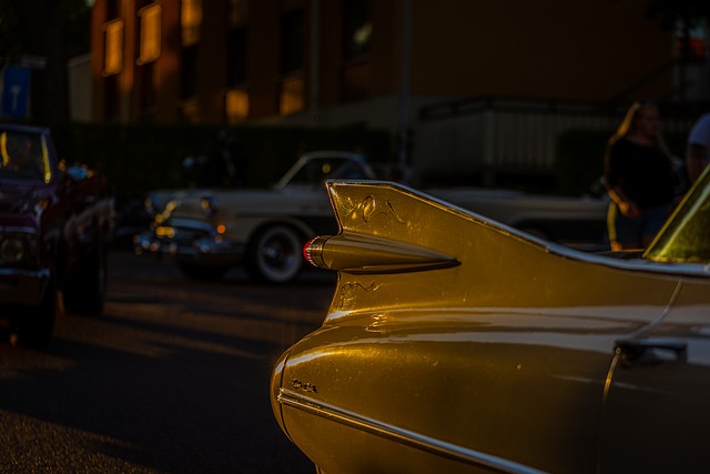 tour-by-car-640x480-71566130.jpeg