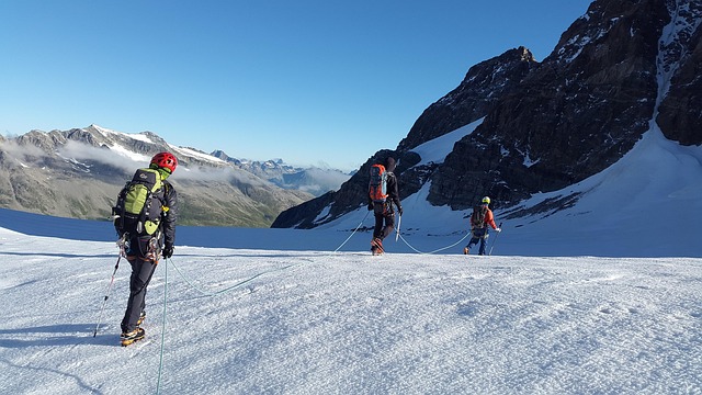 tours-640x480-96635258.jpeg