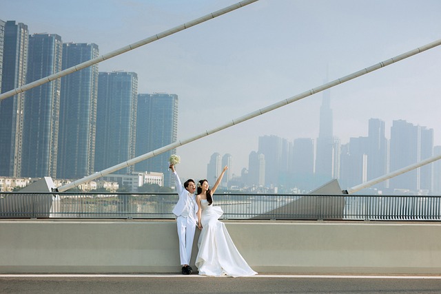 wedding-limo-640x480-73630652.jpeg