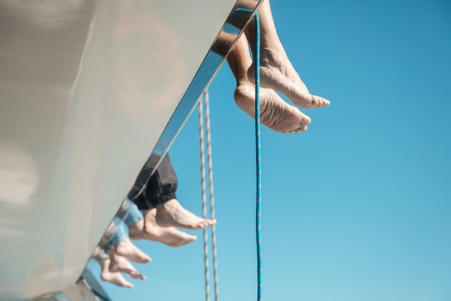 yacht-charter-640x480-13287611.jpeg
