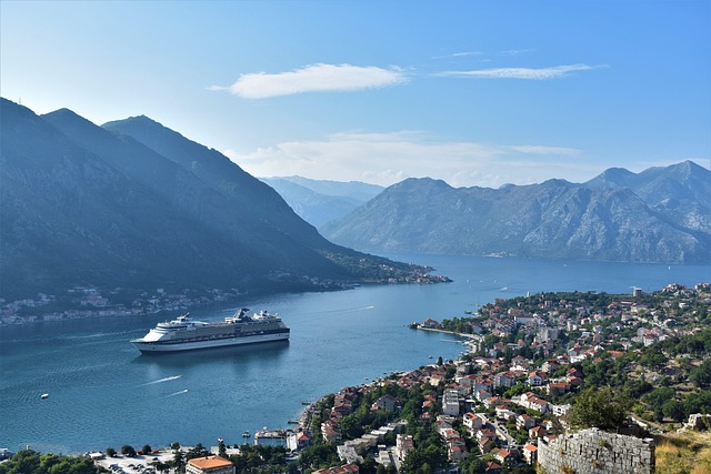 yacht charter