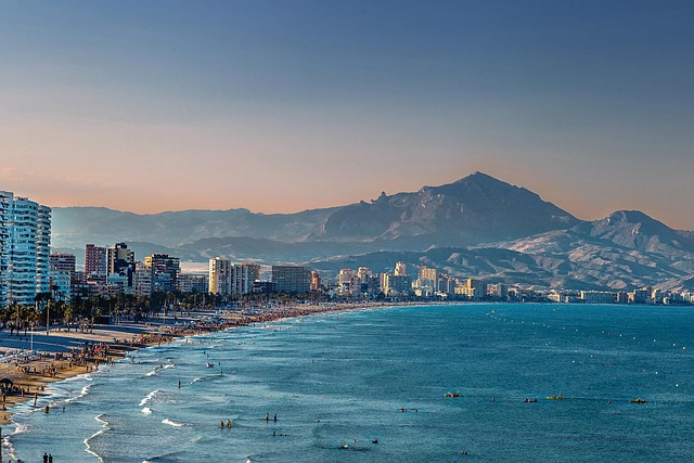Jumeirah Beach Limo Rental: Unveiling Dubai’s Exclusive Escapades