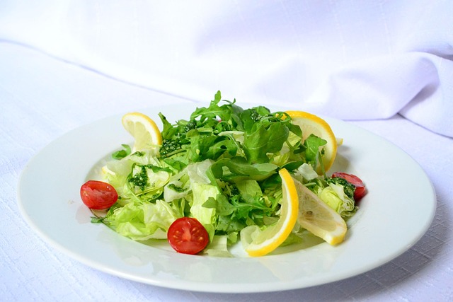 Lunch Cruise Dubai: A Sensory Feast at Sea