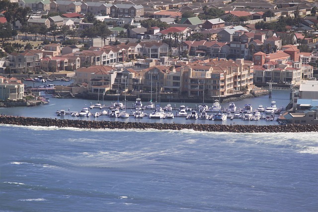 marina yacht
